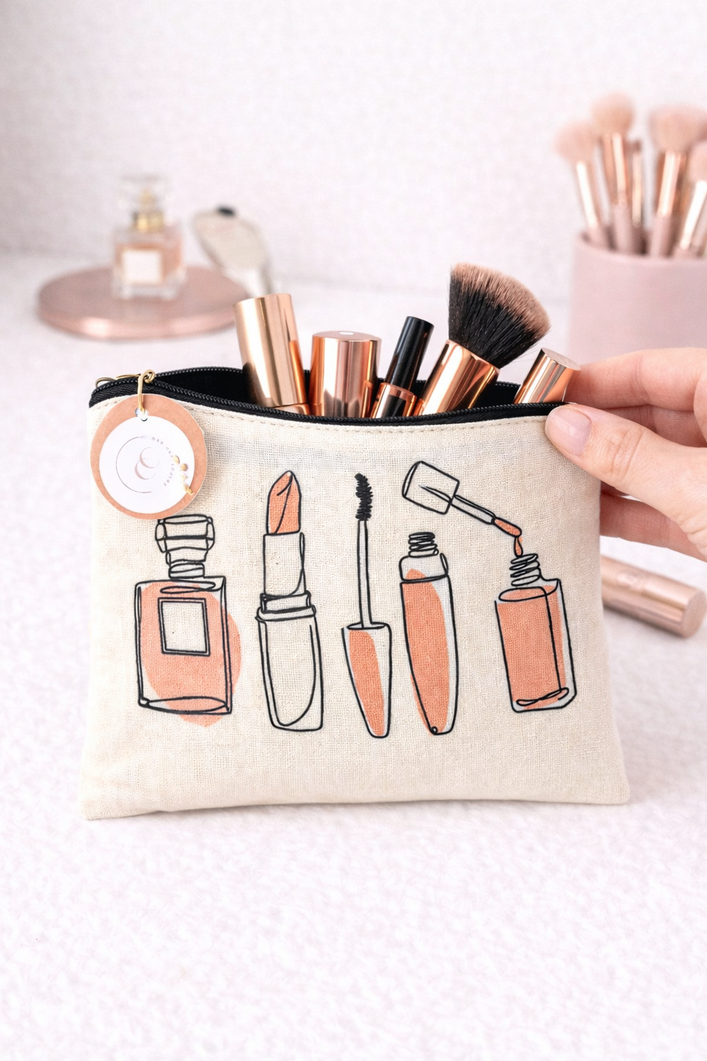 Pochette personnalisable "Beauty Line Art"