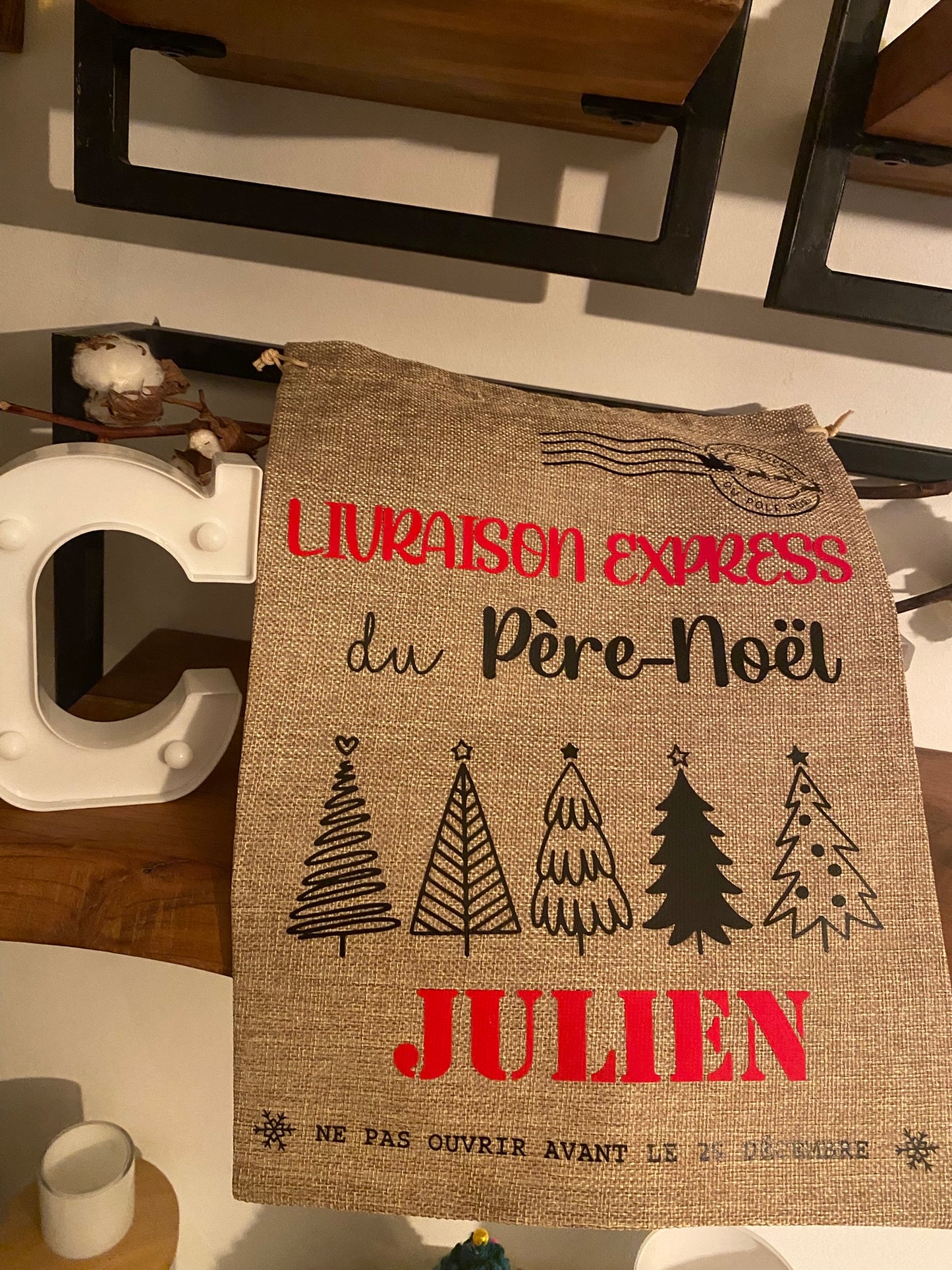Petite hotte du Père Noël en toile de jute personnalisable