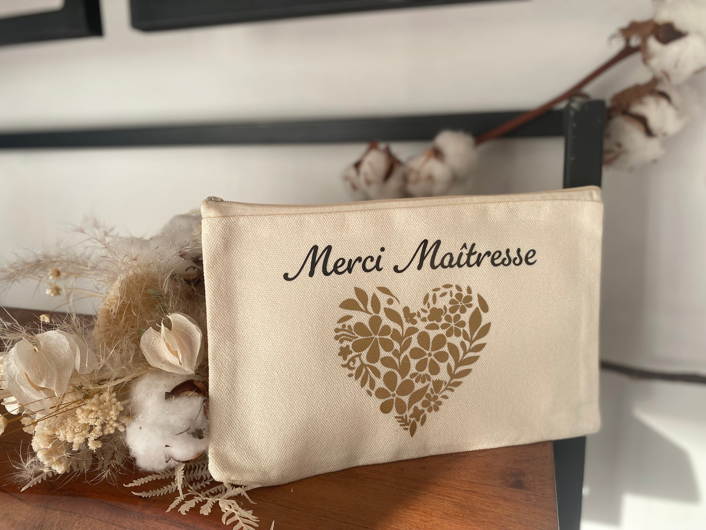 Pochette personnalisable "Merci Maitresse" - Modèle cœur fleuri