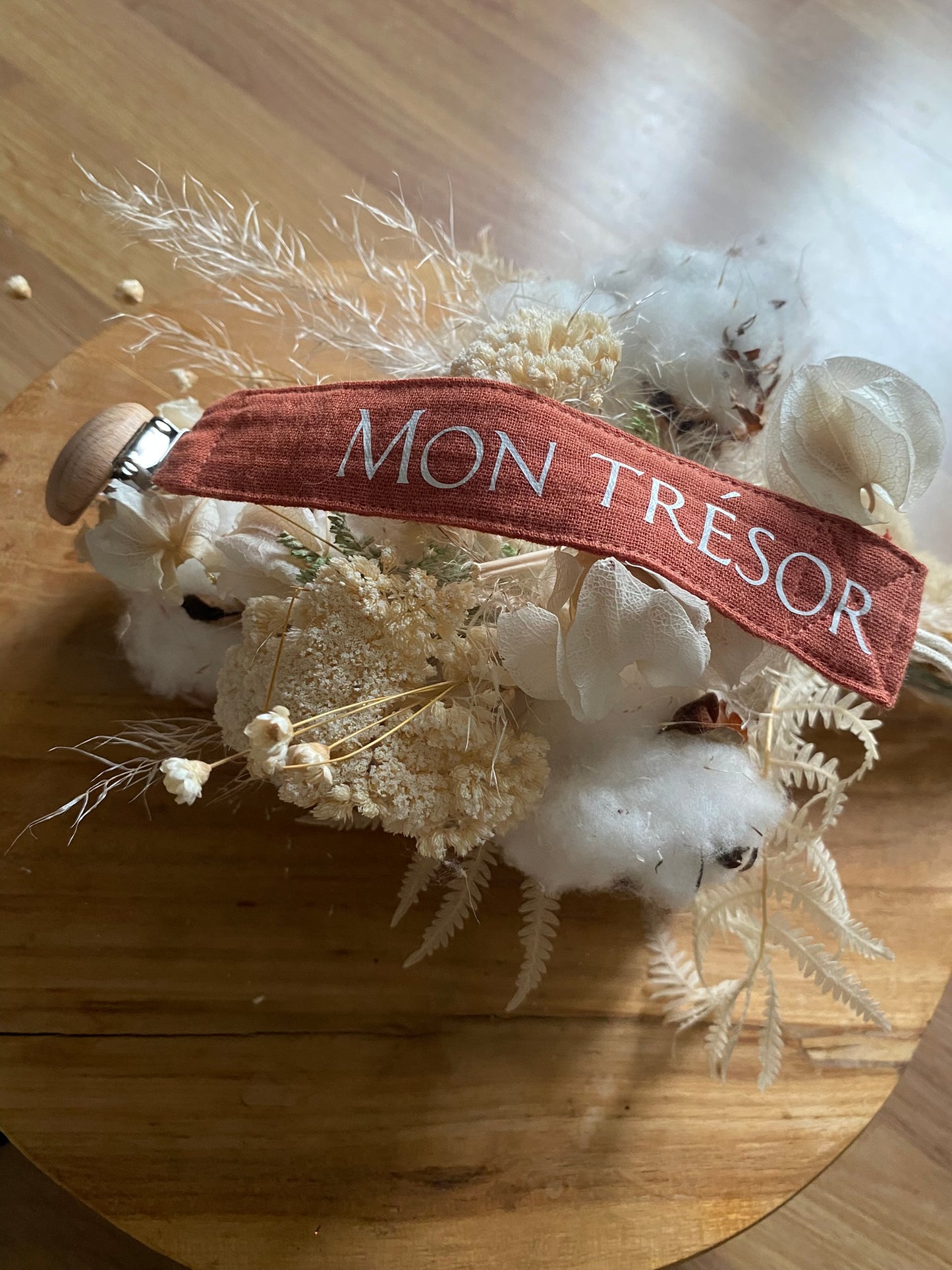 Attache tétine personnalisable "mon trésor"