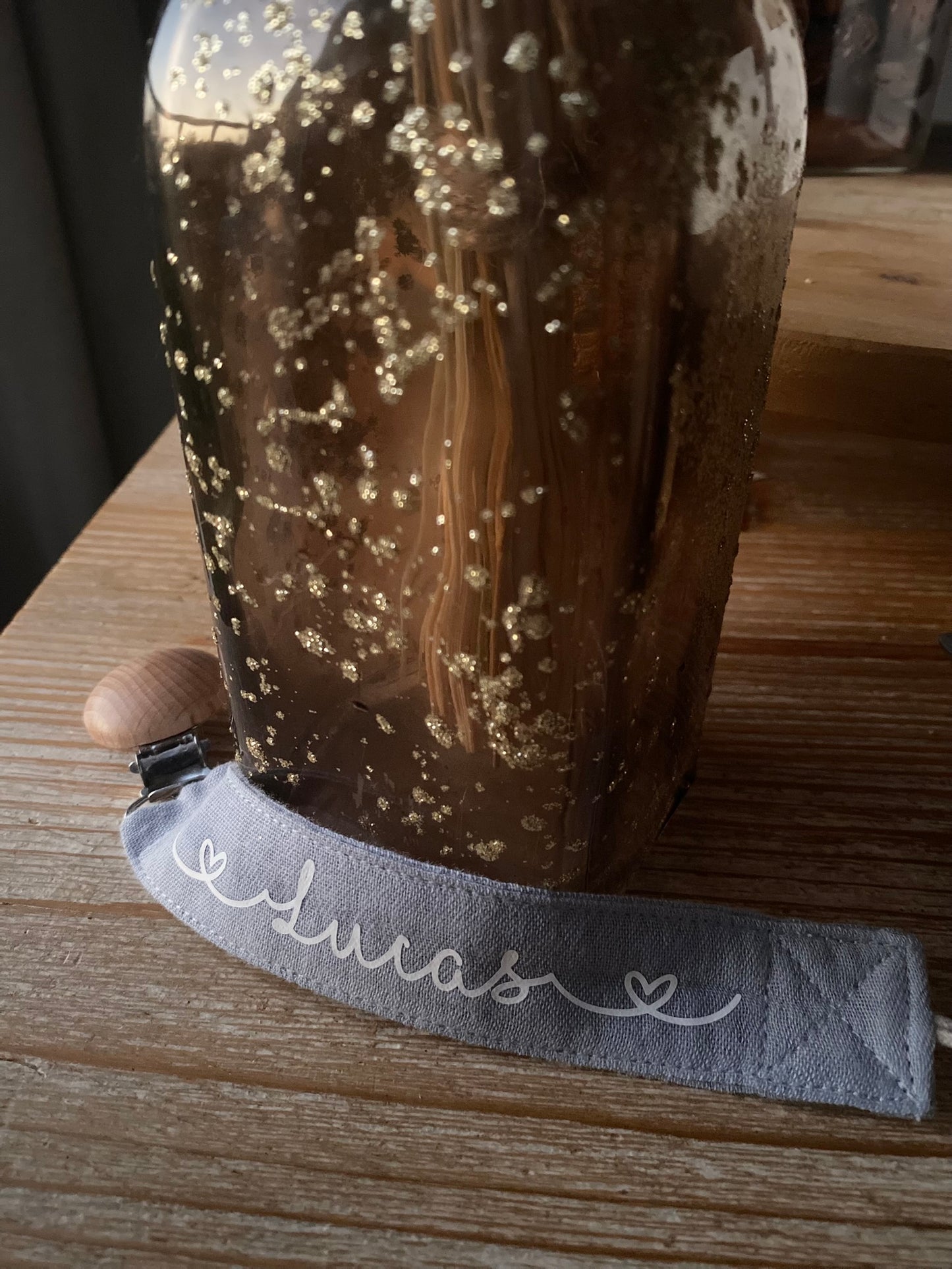 Attache tétine personnalisable "PRENOM"