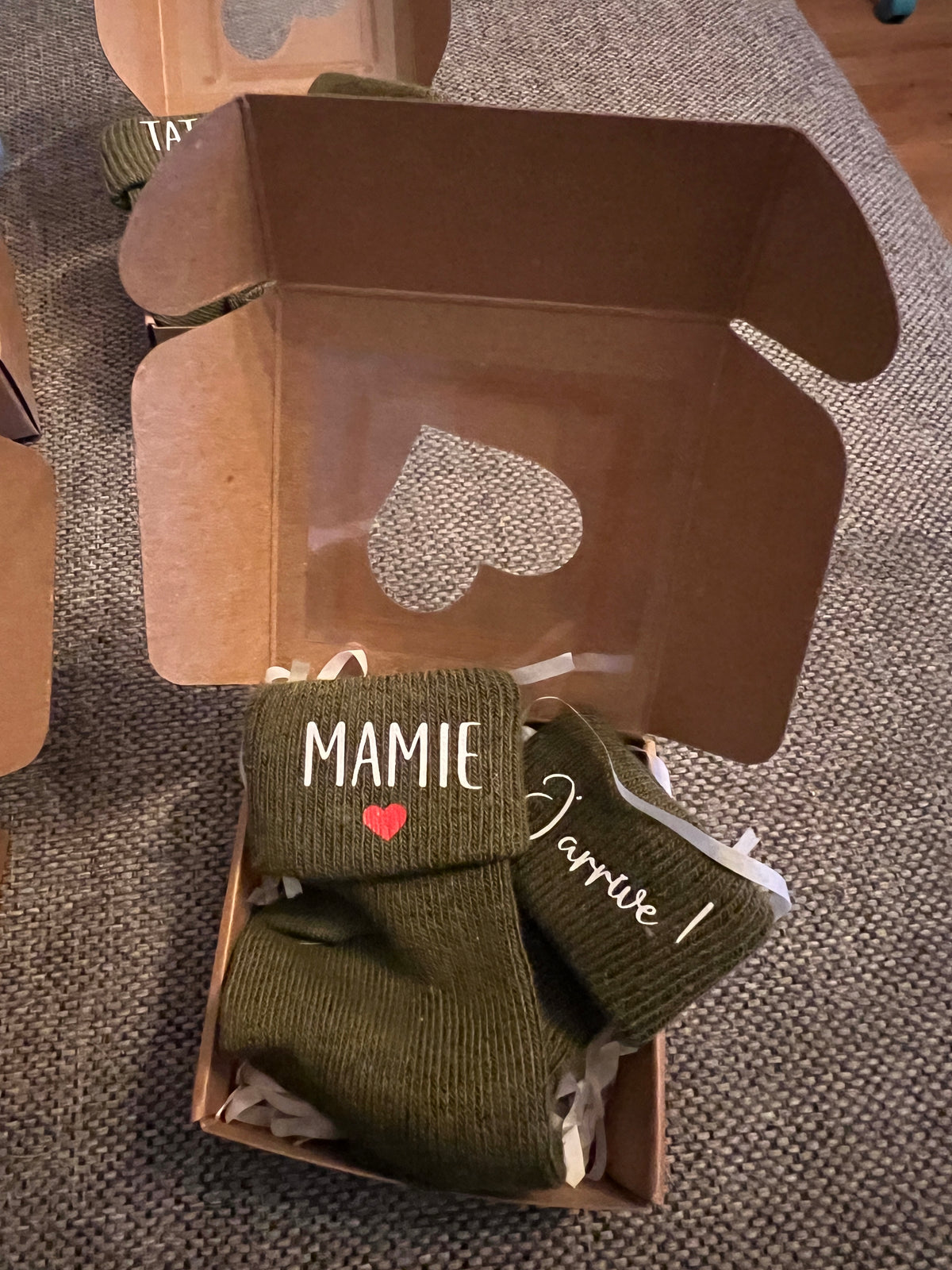 Chaussettes kaki Mamie et J’arrive